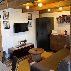  Appartamento Theroom
